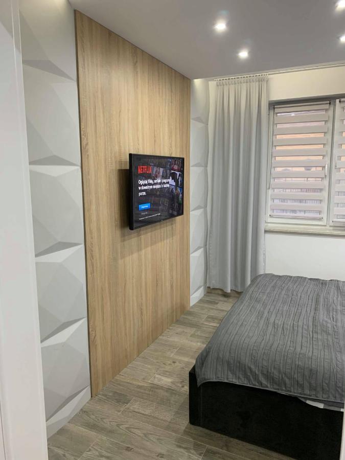 Prestige Line Apartament Legnica Ngoại thất bức ảnh
