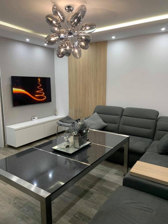 Prestige Line Apartament Legnica Ngoại thất bức ảnh